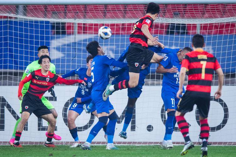 包含穆雷巅峰对决,Uzi与40激战塞尔维亚队分钟,出色防守胜负难料!的词条 包含穆雷巅峰对决,Uzi与40激战塞尔维亚队分钟,出色防守胜负难料!的词条